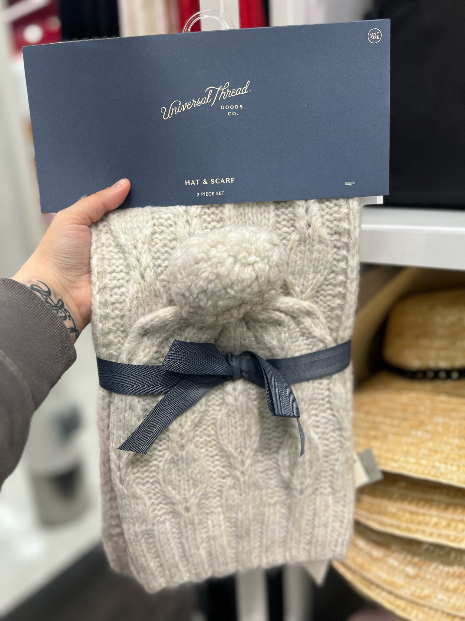 Cable Knit Hat & Scarf Set - Universal Thread™

#LTKSeasonal #LTKGiftGuide #LTKHoliday