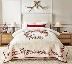 Red Berry Wreath Quilt | Pottery Barn (US)