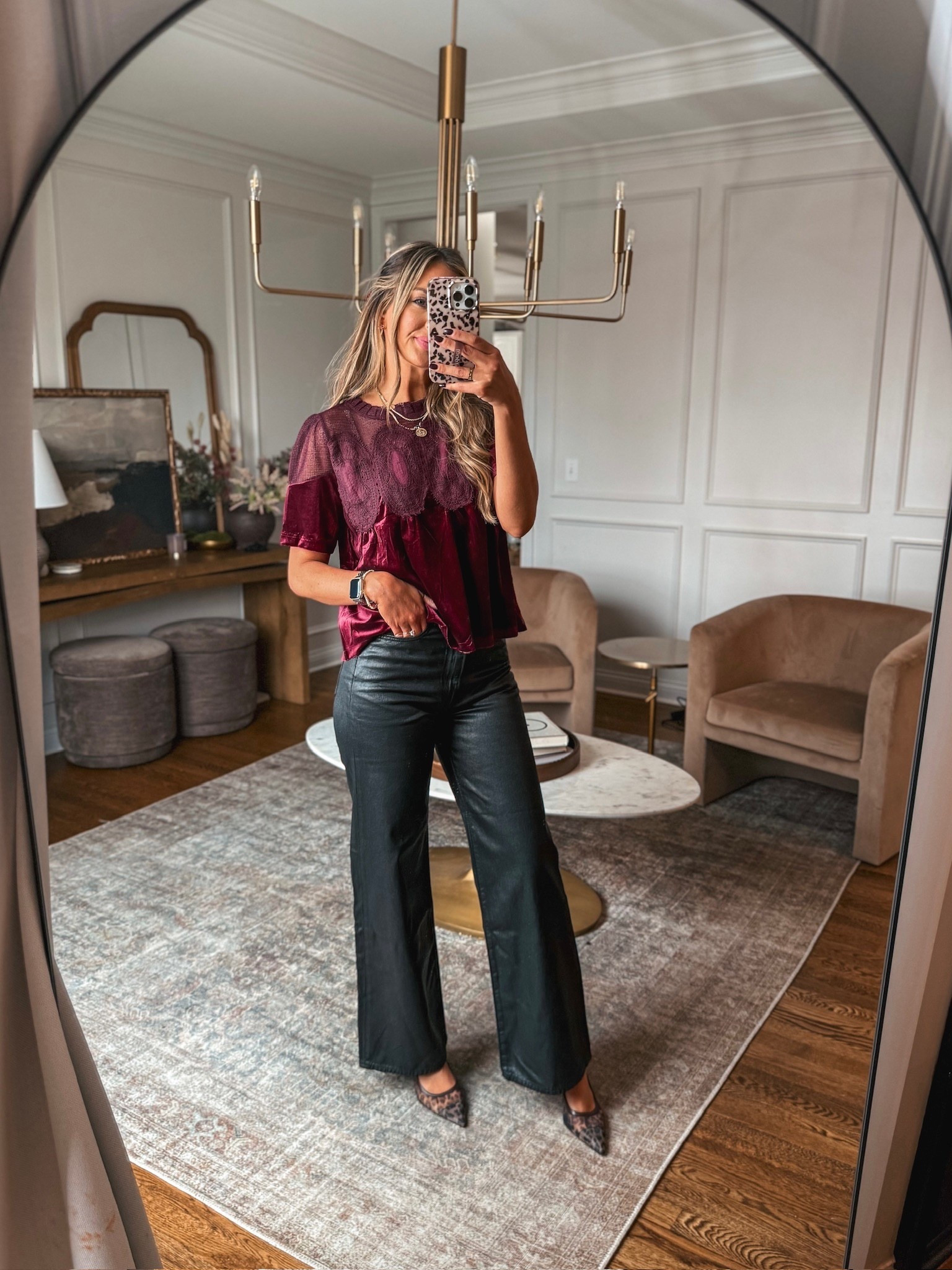 This is a great outfit for a night out this holiday season! 

#LTKHoliday #LTKParties #LTKStyleTip