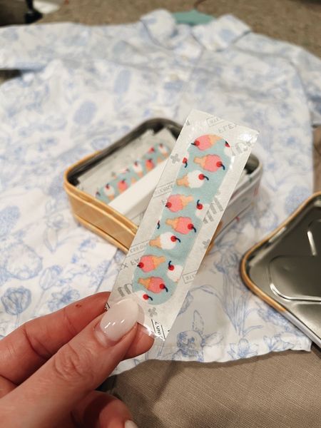These wells bandaids (or “bravery badges”) are the best -

#LTKbaby #LTKkids
