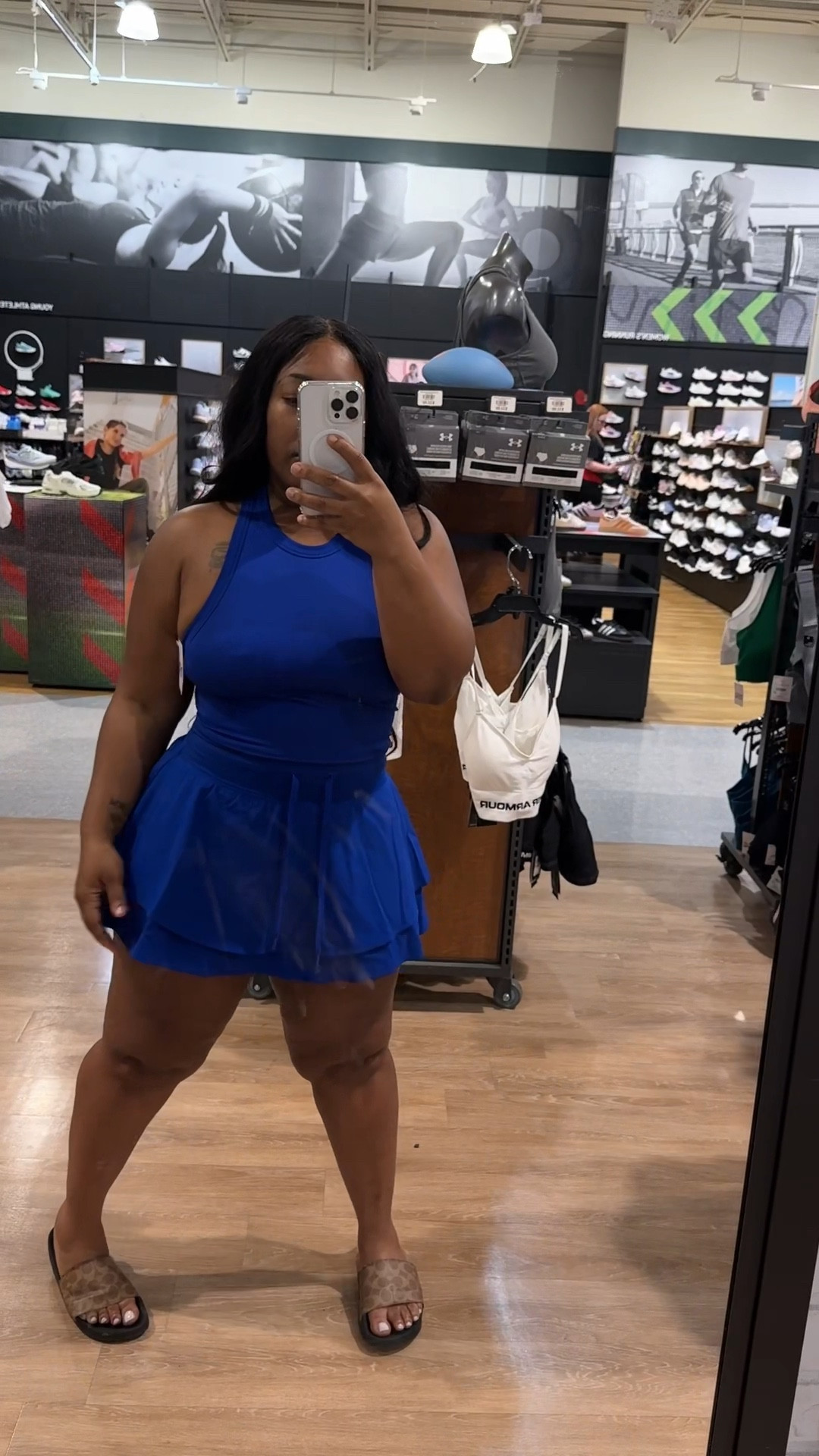 @dsg said athletic but make it cute! 🤏🏽 @dickssportinggoods  curvy girl approved ✅ #curvygirl #curvygirlfashion #springfashion #activewear

Comes in several different cute colors!

I’m wearing a medium in the skort, small in the top and small in the pullover 

#LTKActive