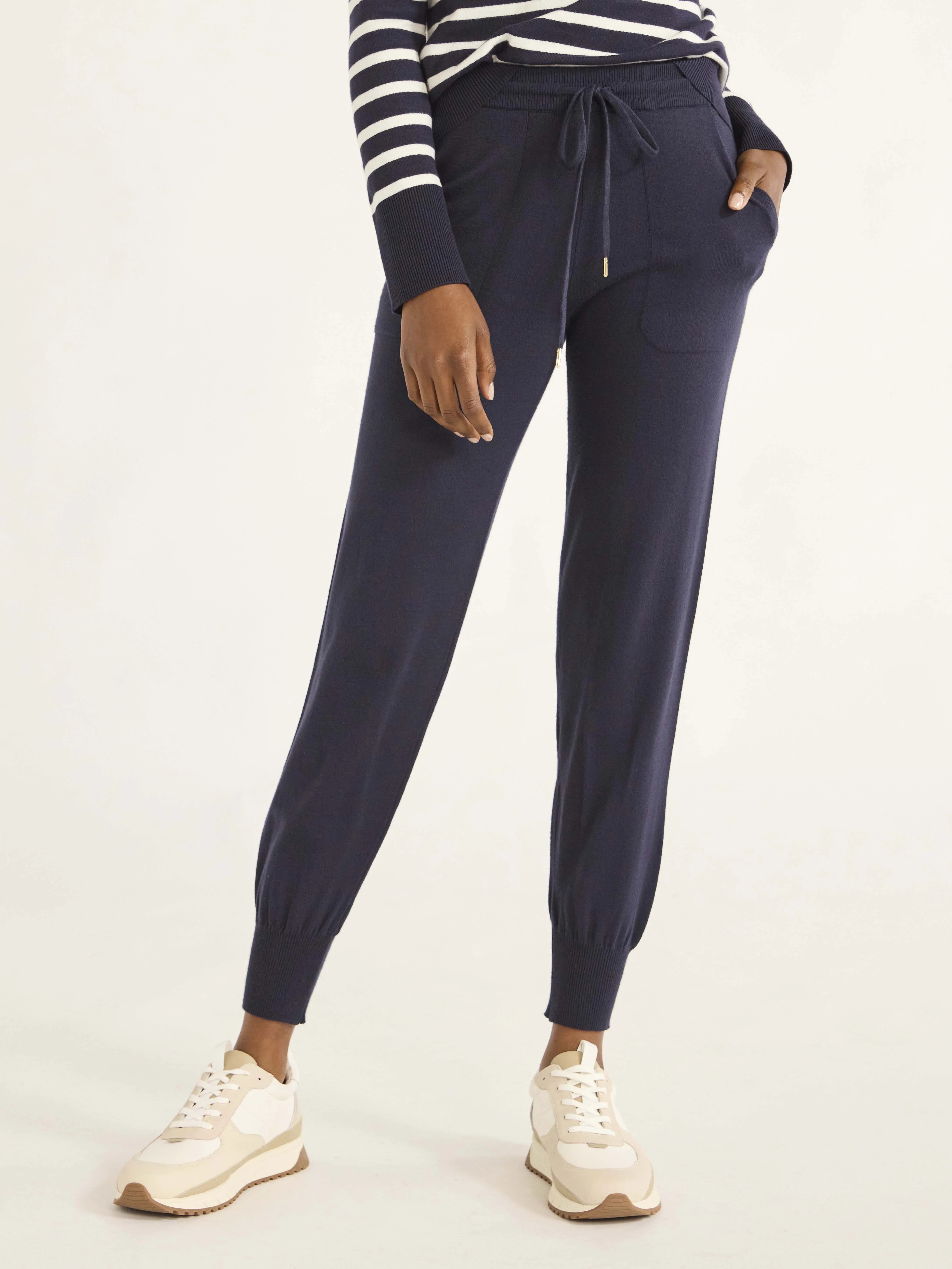 Free Assembly Women's and Women's Plus Cozy Yarn Sweater Jogger Pants with Ribbed Cuffs, 28” in... | Walmart (US)