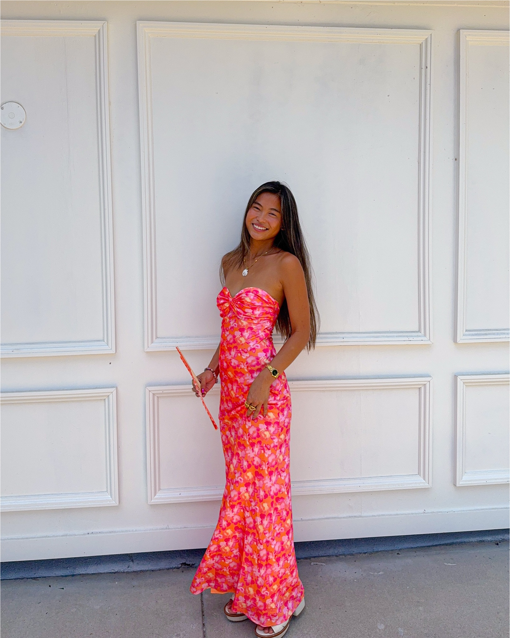 the perfect floral maxi dress for summer | size us 0 🌸

this floral maxi is such a summer staple. lightweight, flowy, and super easy to wear whether you’re heading to brunch, the beach, or packing for a getaway. i’m in a size us 0 and it fits true to size!

plus, I linked a few other versions of this dress in different prints—same vibe, just some fun pattern options if you’re looking for ✨ options ✨.

#summerfashion #maxidressoutfit #floraldressstyle #ltksummer #summerwardrobe #vacationoutfit #whattowearinsummer #dressesforsummer

#LTKParties #LTKTravel #LTKSeasonal