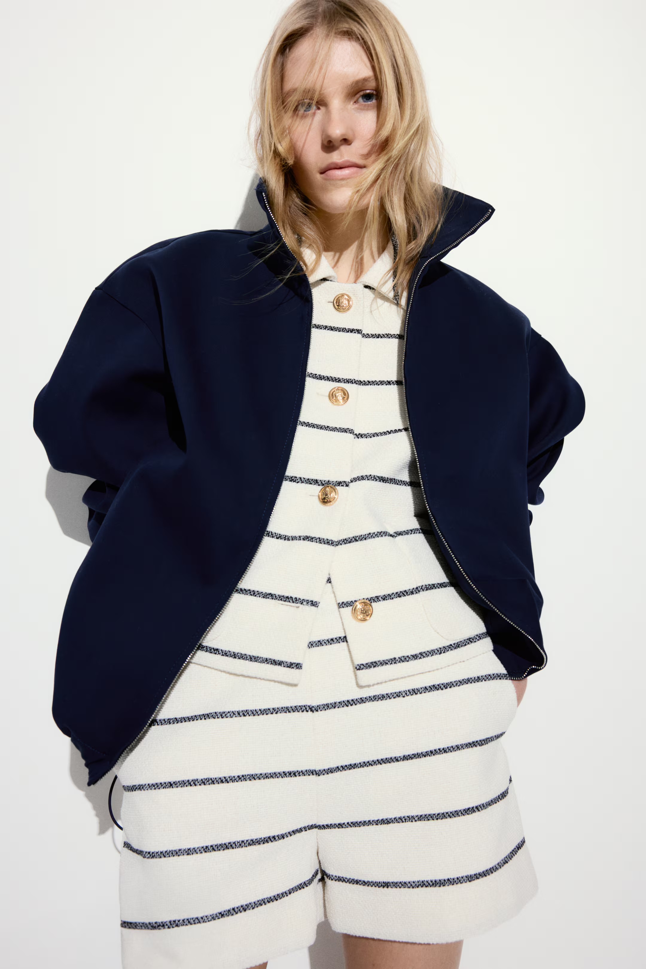 Short-sleeved jacket - White/Striped - Ladies | H&M GB | H&M (UK, MY, IN, SG, PH, TW, HK)