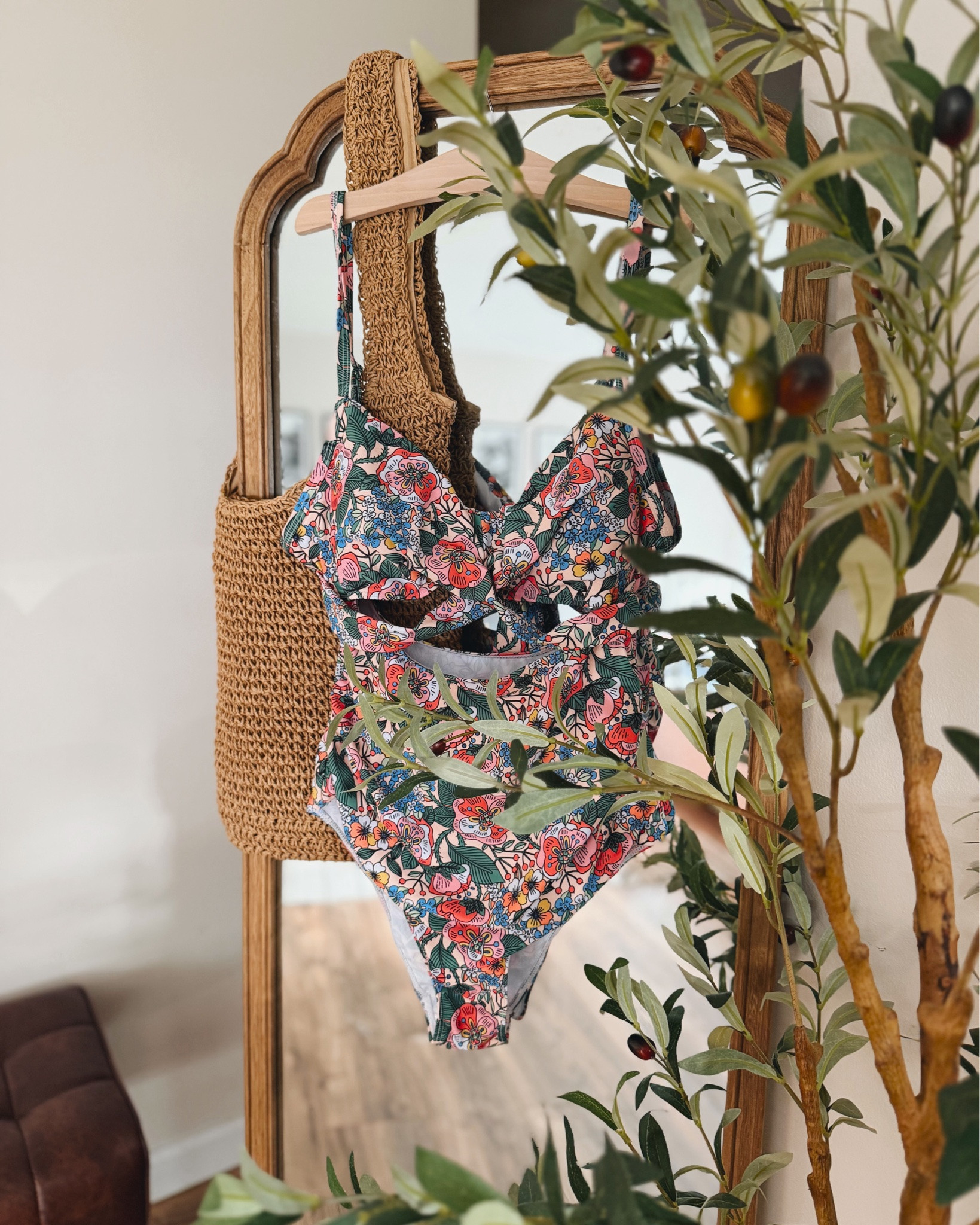 It’s all in the details.. 🐚 


#SHEINtrends #ad #shein #fashionootd #swimwearfashion

#LTKSeasonal #LTKTravel #LTKSwim