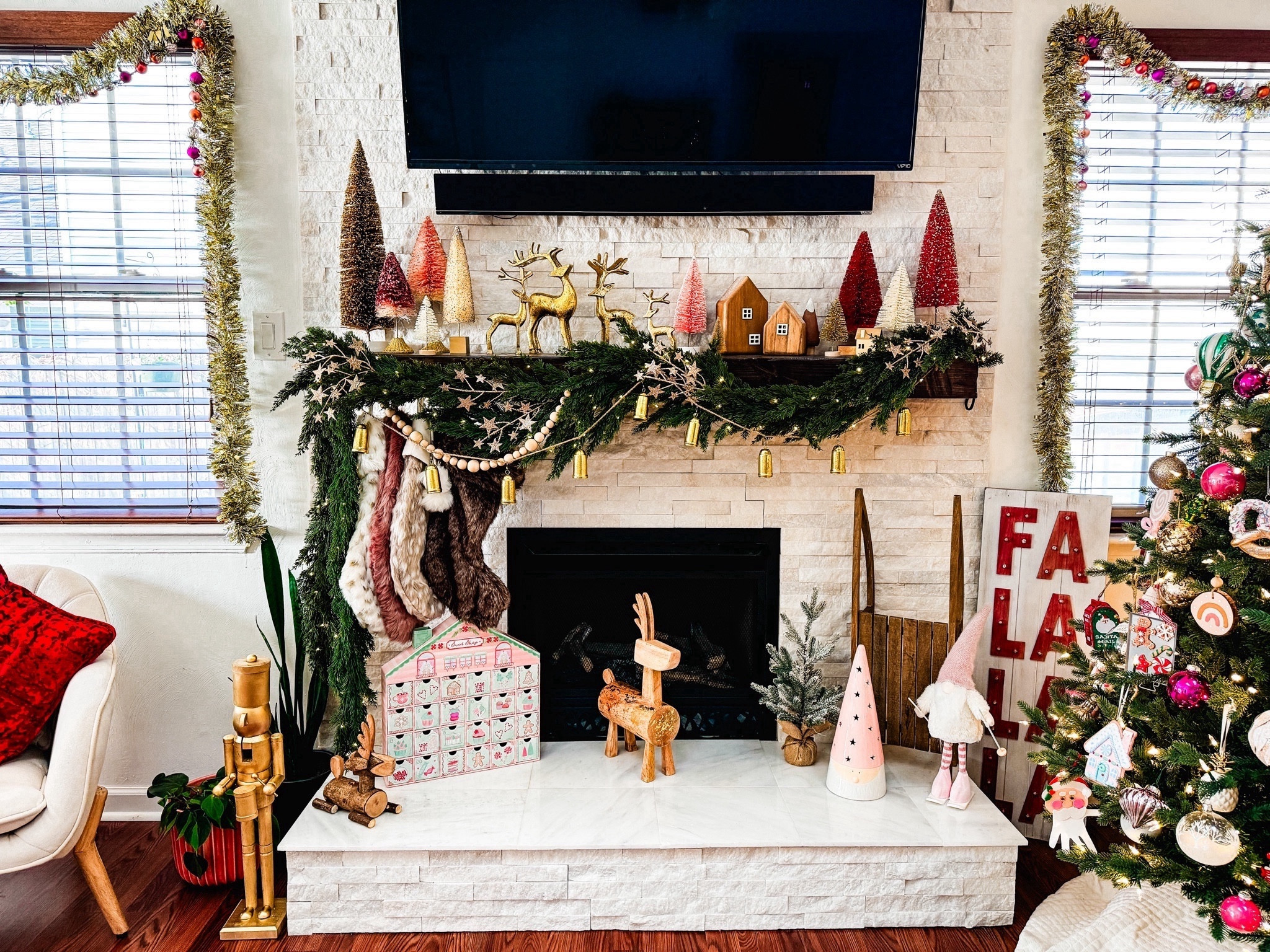 Christmas mantle styling

#LTKhome #LTKSeasonal #LTKHoliday