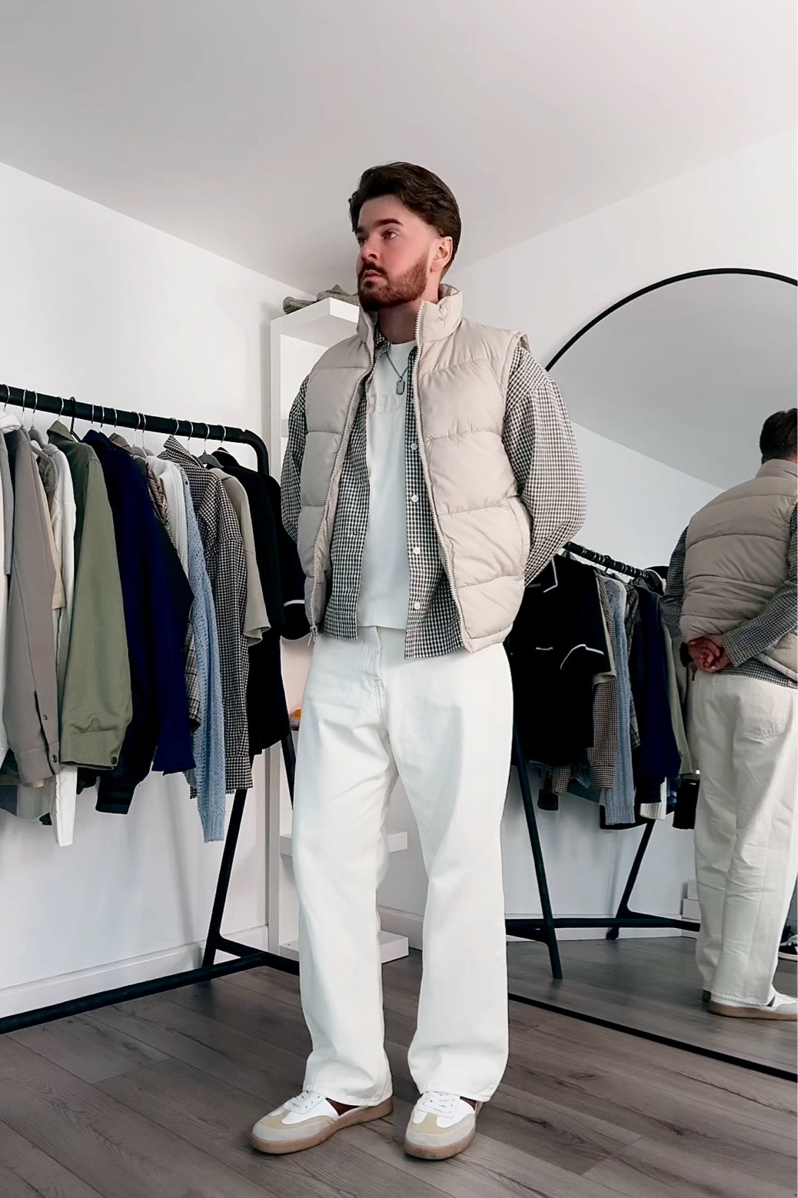 Winter outfit idea, outfit, winter, gilet, beige, asos, jack&jones, casual outfit, winter outfitt

#LTKmens #LTKuk #LTKwinter