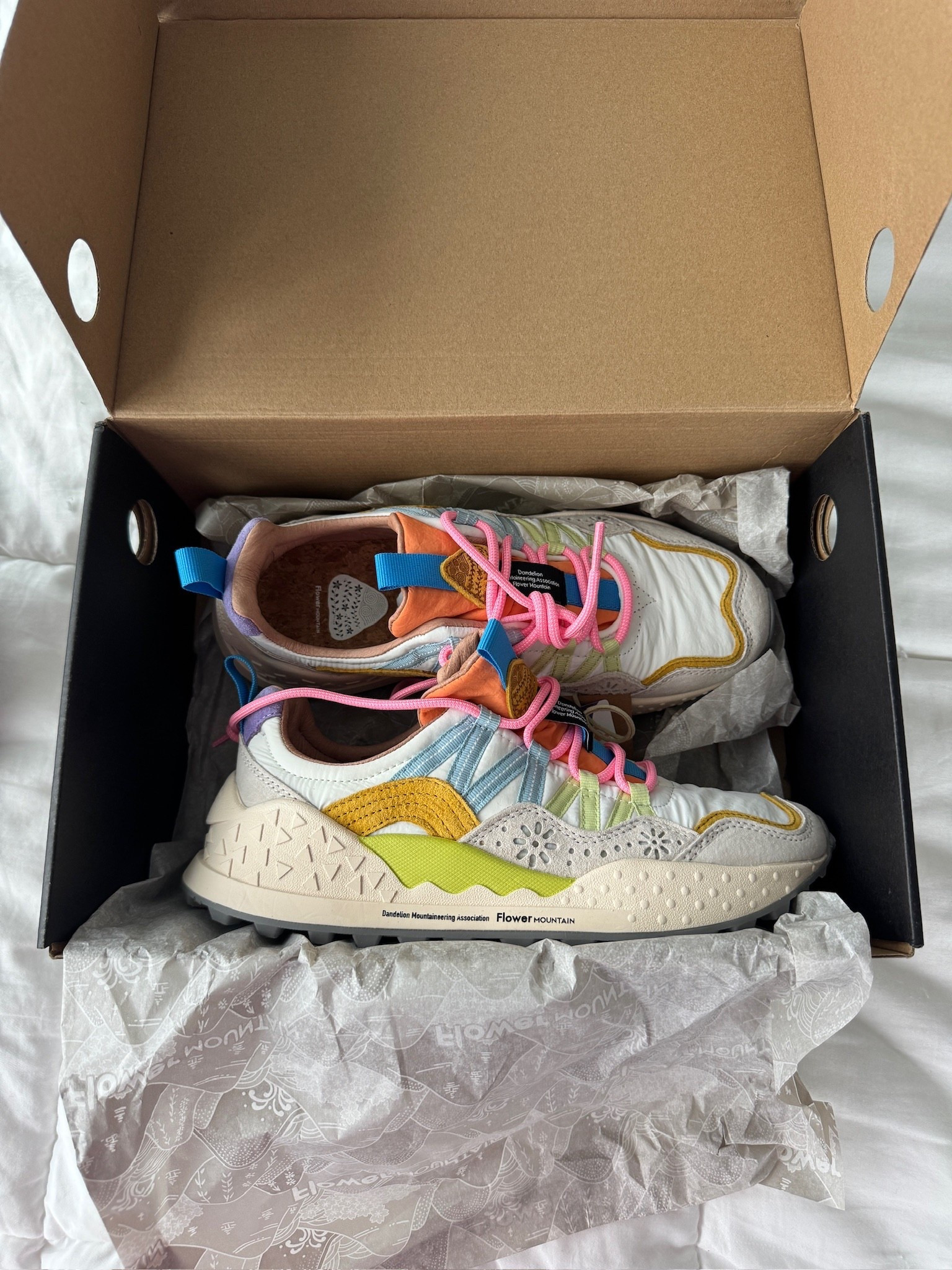 biggest obsession right now is color 😍

flower mountain, sneakers, color, shopbop

#LTKGiftGuide #LTKootd