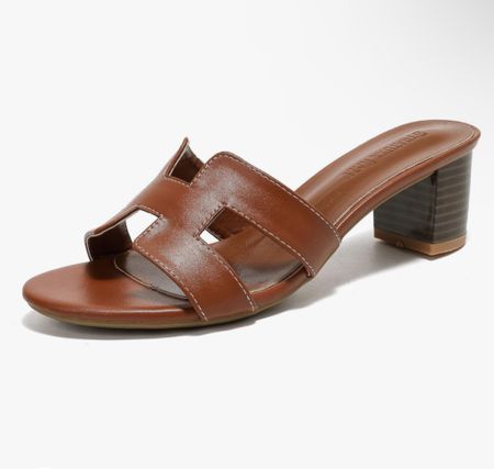 Round open toe heeled sandals slip on chunk heels ( Hermes inspired ) 

#LTKfindsunder50 #LTKshoecrush