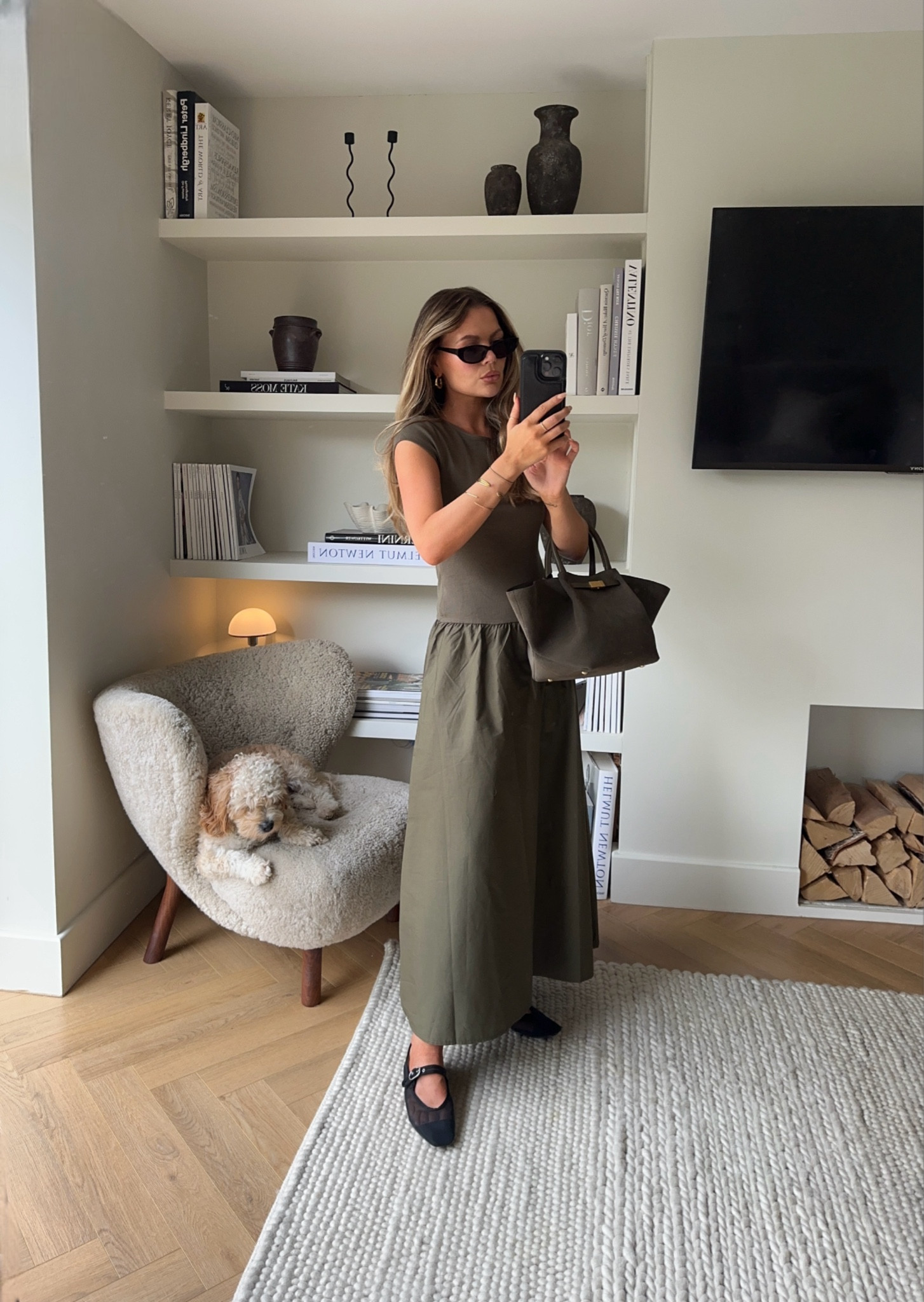 Summer dress, casual dress, day dress, olive green dress, floaty dress, ballet flats, khaki dress, chic look, minimal look, 

#LTKeurope #LTKautumn #LTKsummer