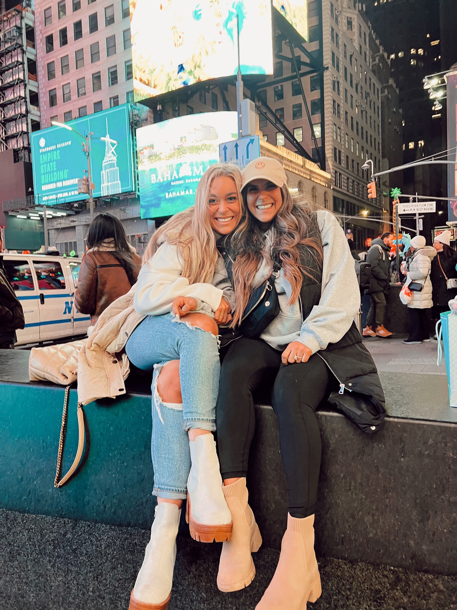 NYC street style 🤍✨

#LTKSeasonal #LTKunder50 #LTKtravel