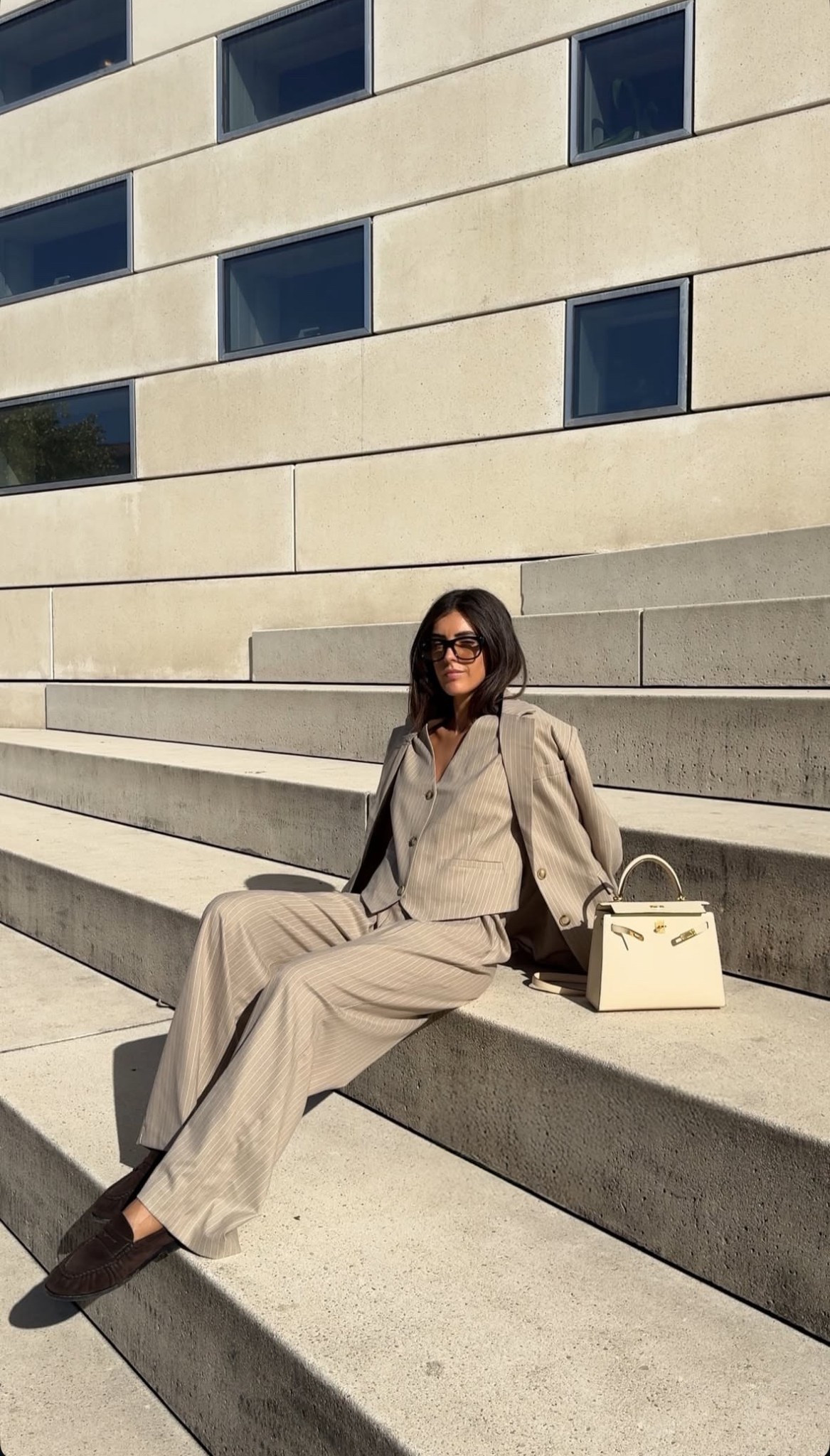 AUTUMN OFFICE OUTFIT

Publicité  

#LTKwinter #LTKautumn #LTKworkwear