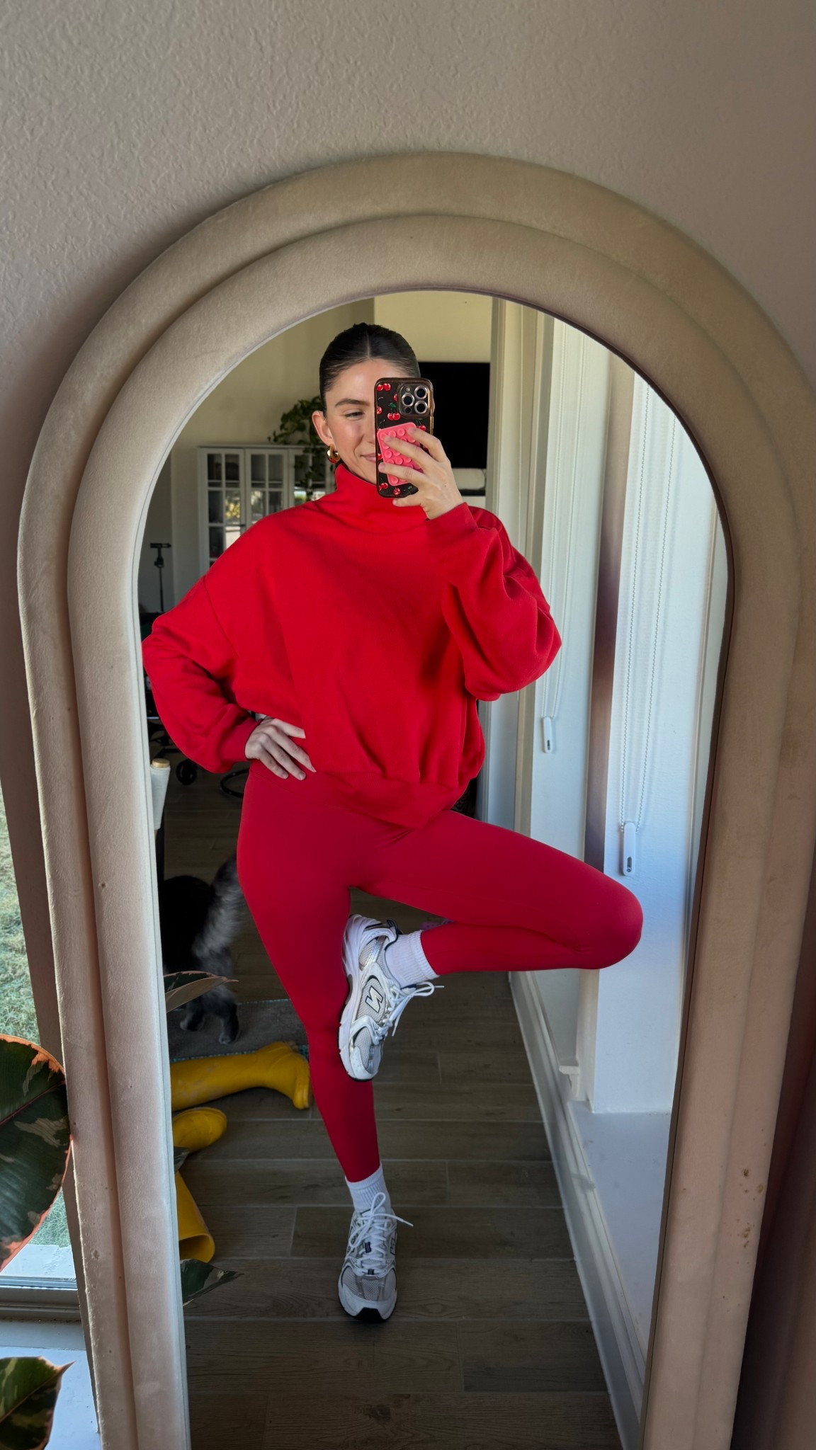 I sized up to an XL in the fleece and it’s perfect!