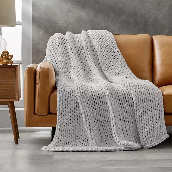 Member's Mark Oversized Super Chunky Knit Throw, 60" x 70" (Assorted Colors) | Sam's Club