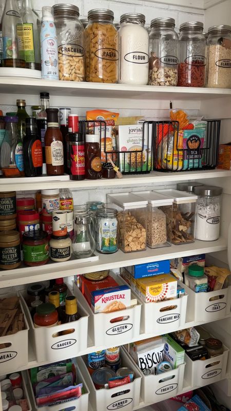 Easy pantry organization! Cleaning things out for the new year! 
.


#LTKhome #LTKstyletip #LTKfindsunder50
