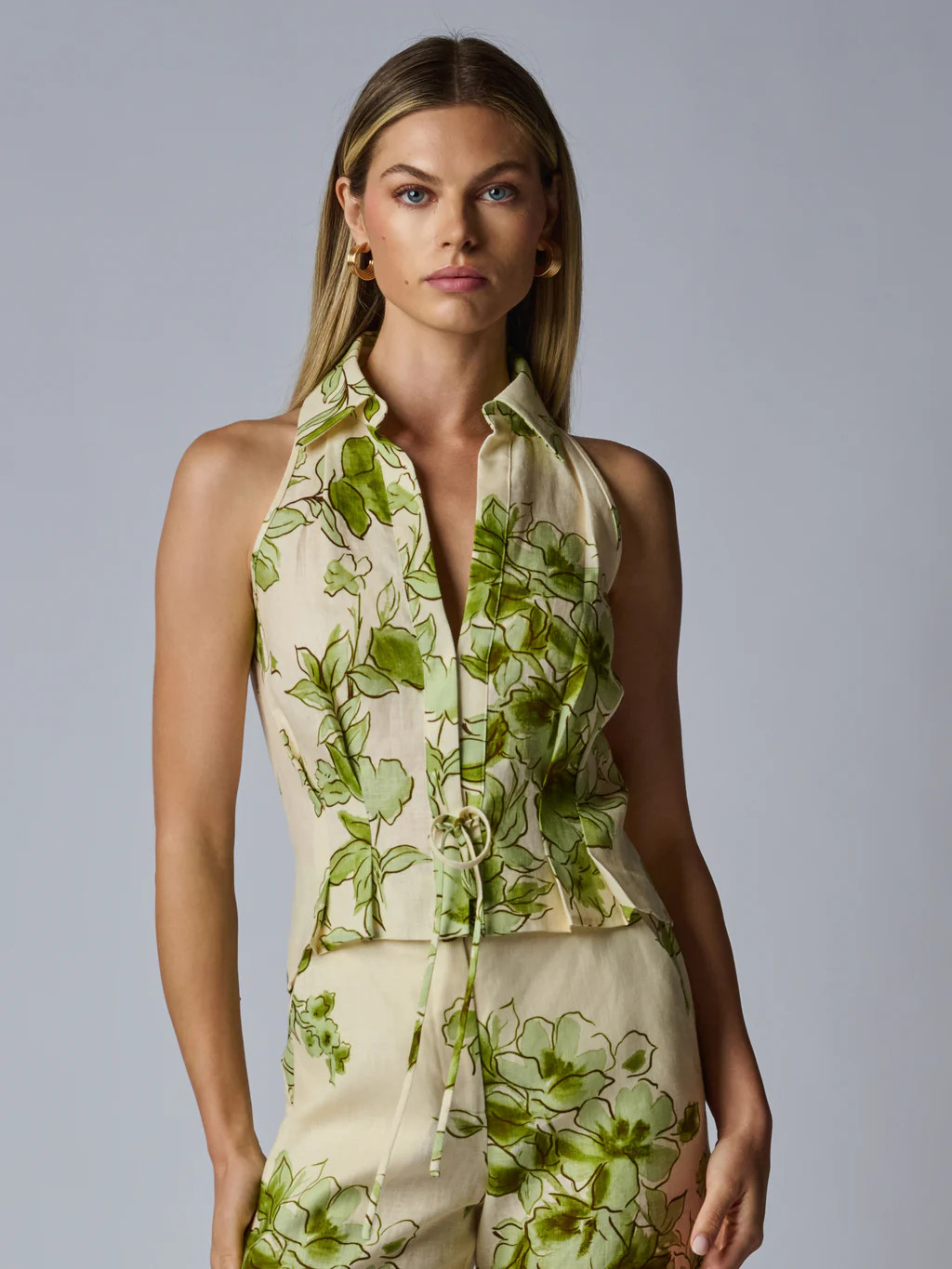 SLOAN VEST - GREEN FLORAL | Hevron