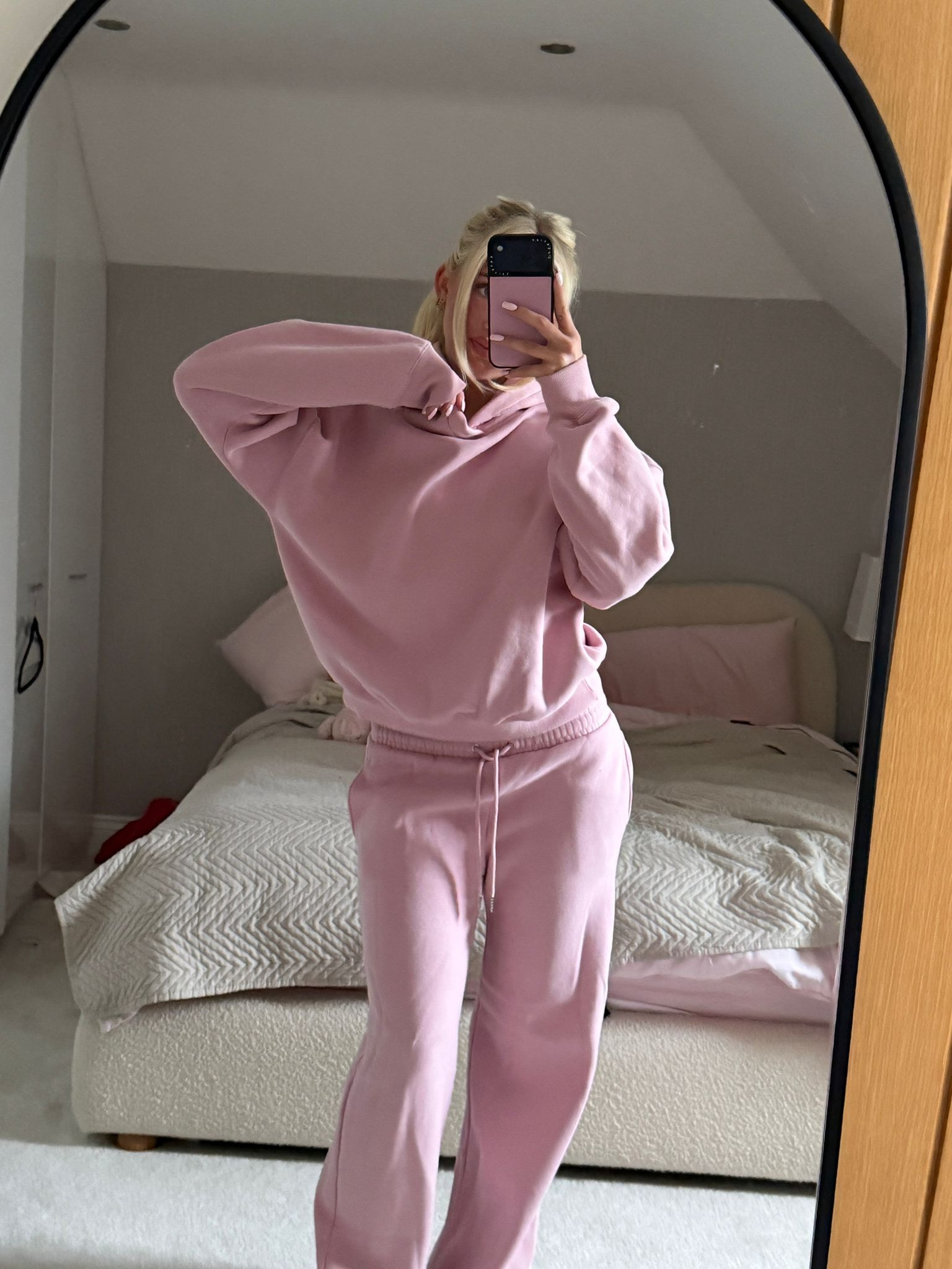 Abercrombie lounge sets >

joggers, hoodie, pink outfit, lounge wear, casual outfit 

 #LTKuk #LTKspring #LTKeurope