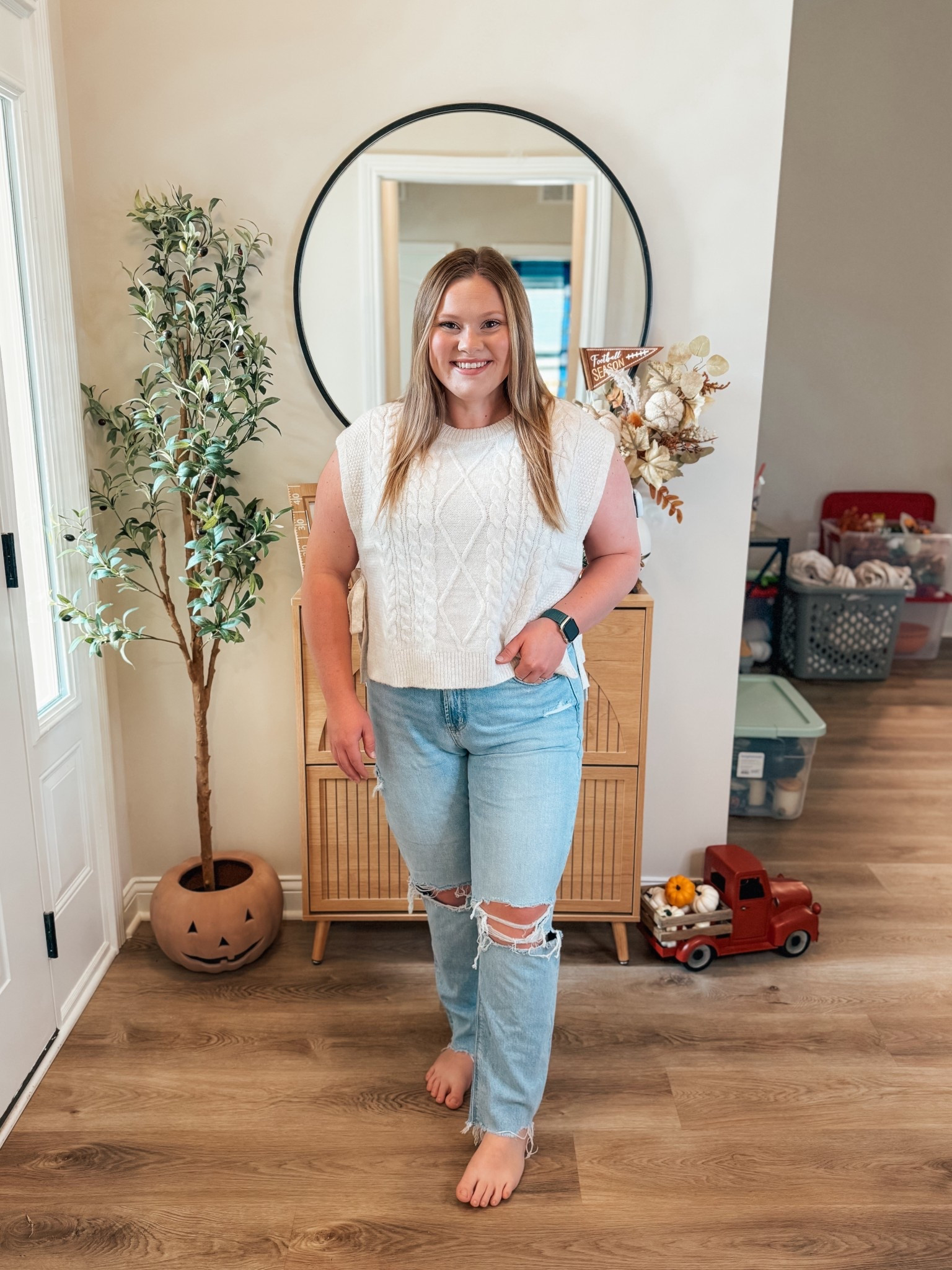 Fall outfit from
American Eagle! Wearing a large in top and size 10 in jeans 🫶🏼 
#falloutfits #musthave #momootd

#LTKSeasonal #LTKSaleAlert #LTKMidsize