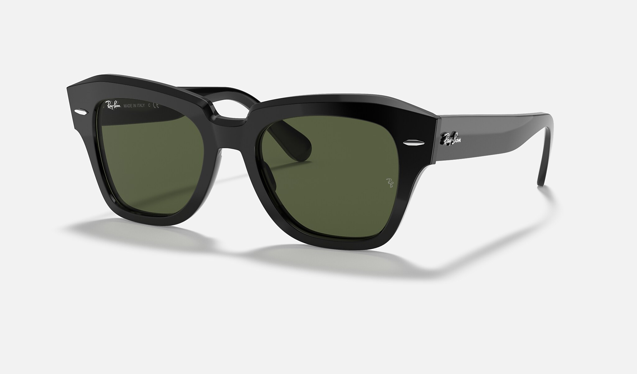 Sieh Dir das Modell State Street bei ray-ban.com an | Ray-Ban (EU)
