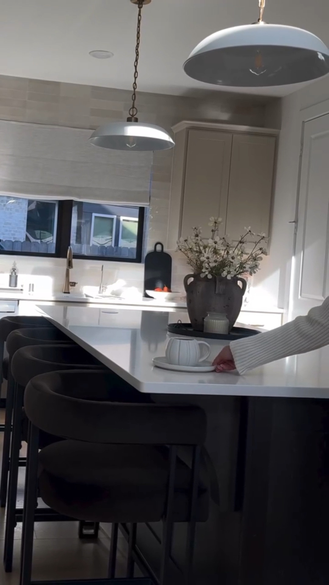 🤎Don’t miss the 10% off discount code at the Bottom ⤵️

I was ready for a change something more modern, organic, and cozy 
These Mia 24” Modern Velvet Counter Stools from @thepopmaison are exactly what my kitchen needed. Comfortable, elegant, and they elevate the whole space effortlessly.

If you’ve been thinking about updating your barstools, now’s the time 
Use CASA10 for 10% off 🤎

Let me know what you think? 

Feliz martes amores 

Like. Save and share @ourcozy_casa for more home finds 

#popmaison#ａｅｓｔｈｅｔｉｃ #organicmodern #kitchen #homedesign

#LTKdayinmylife #LTKSaleAlert #LTKHome