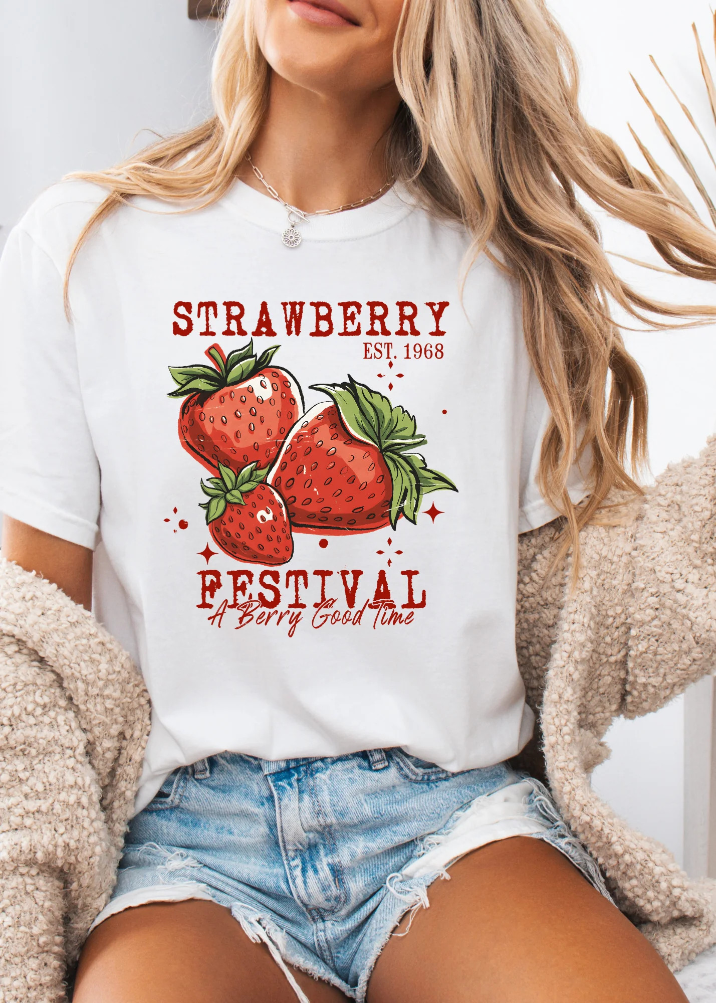 Strawberry Festival Graphic T-Shirt | Willow Boutique