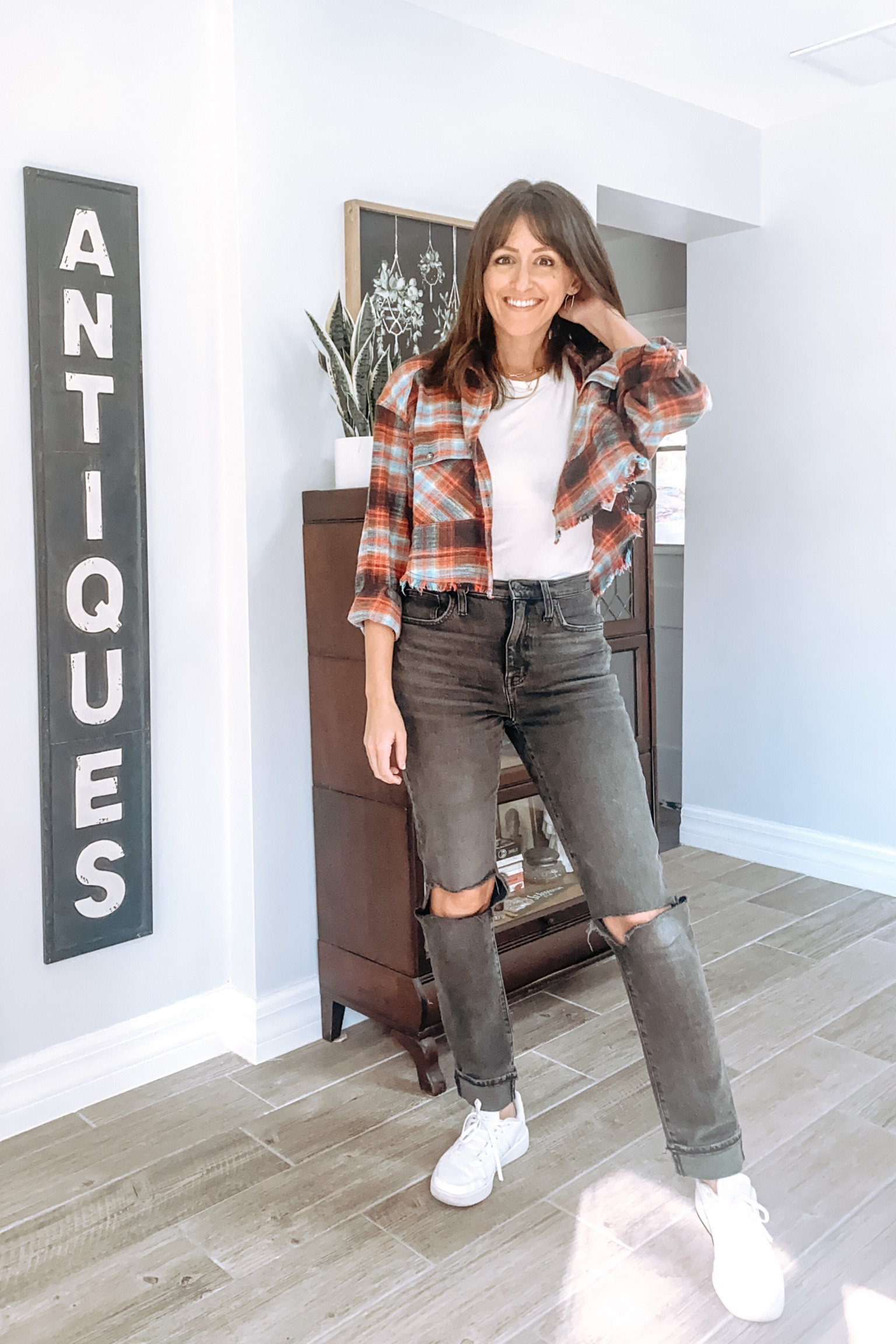 Easy Fall Style

Dark wash denim + flannel + sneaks 👌🏼

#LTKSeasonal #LTKstyletip #LTKunder100
