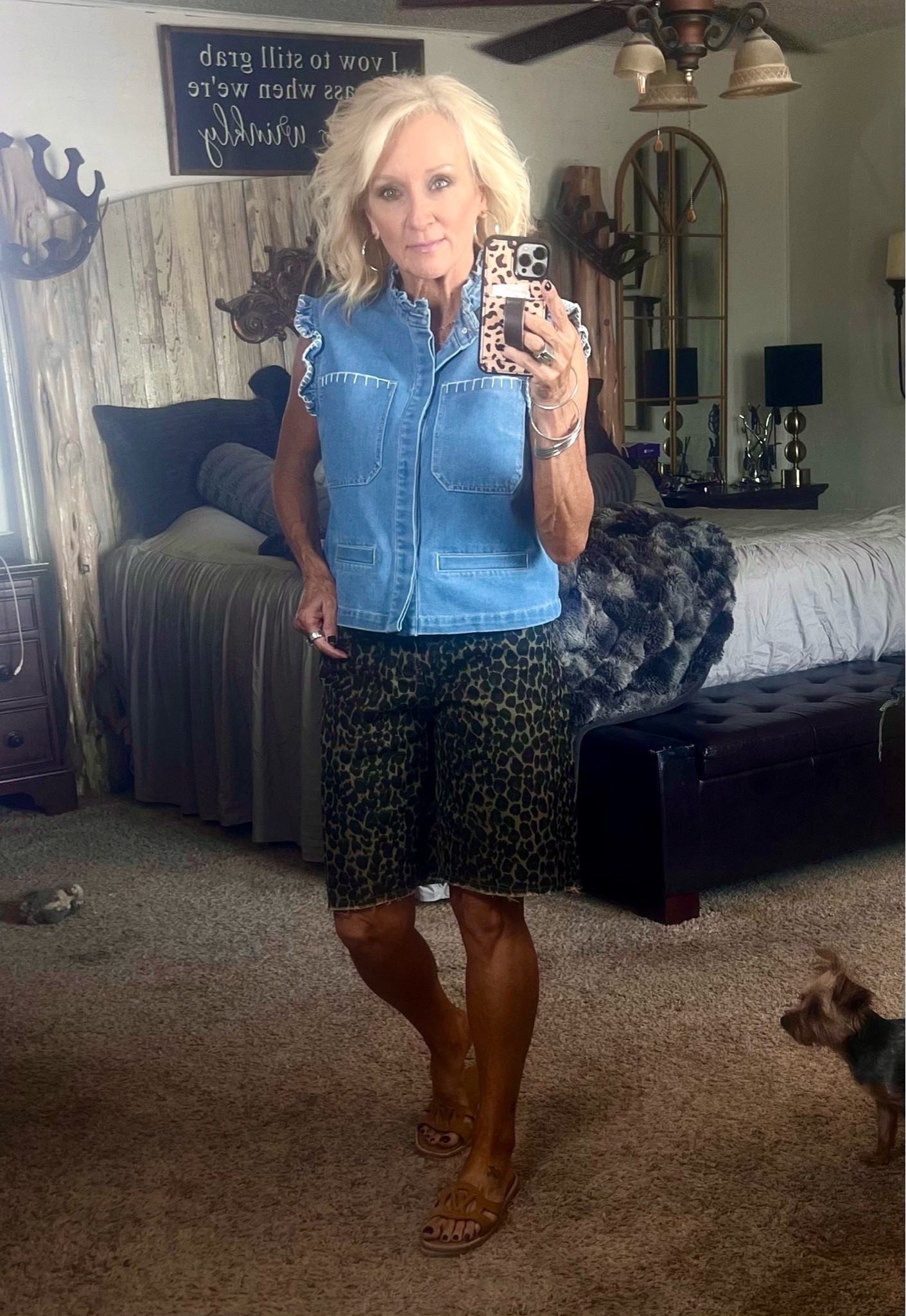 What’s better than denim, cheetah and Bermuda shorts!??

#LTKootd #LTKmomlife #LTKOver40