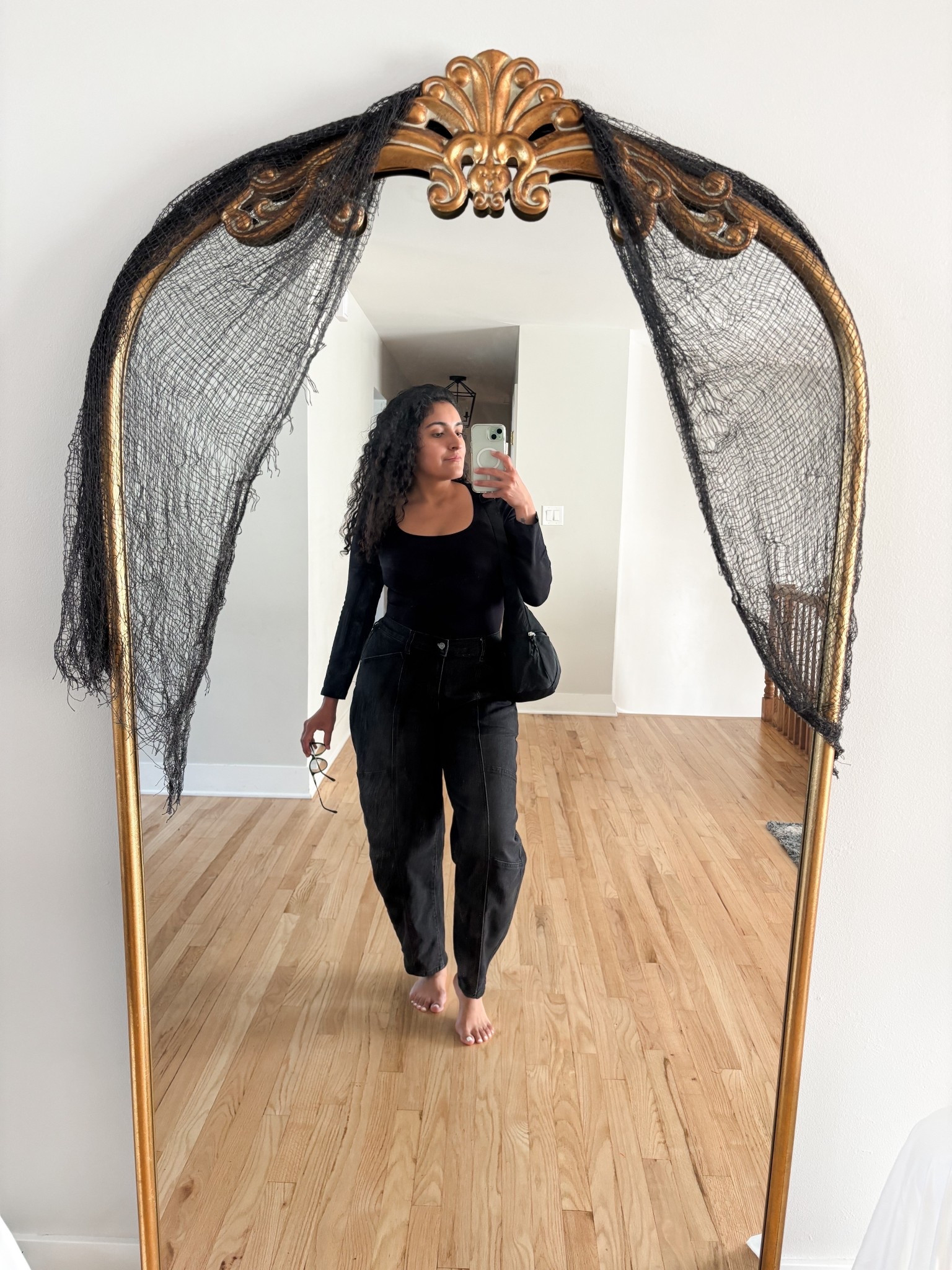 Denim Barrel Jeans 
Lululemon Bag

#LTKFindsUnder50