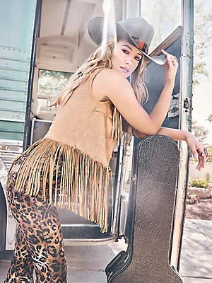 Wrangler x Lainey Wilson Festival Fringe Vest | Wrangler