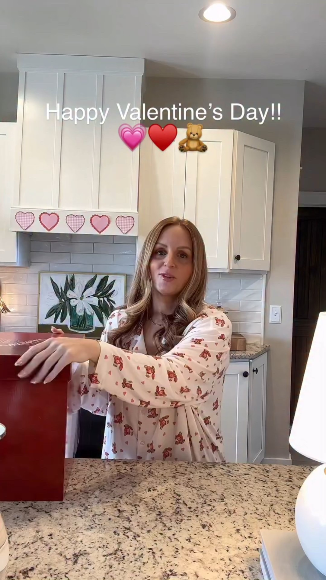 open the sweetest gift with me!! 💗🤗🫖literally love this so much!! Happy Valentine’s Day y’all! Go buy some chocolates for yourself and send this to your love as a gift idea!! @lindt_usa love!!’