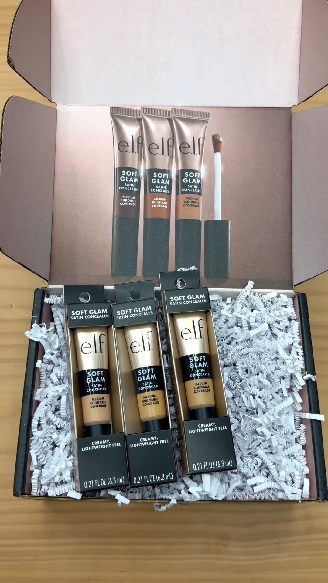 Unboxing – e.l.f. Soft Glam Satin Concealer

#LTKBeauty #LTKSaleAlert