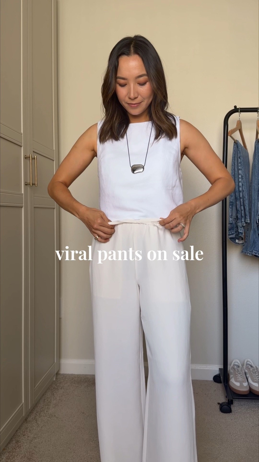 The lodge pants from Aritzia are on sale until July 5th! 

Wrinkle-free & wash well

Wearing the crepe and linen version - xs regular in both (I’m 5’4”) 

My top is also part of the sale — selling out quickly!!

#LTKSaleAlert #LTKSeasonal