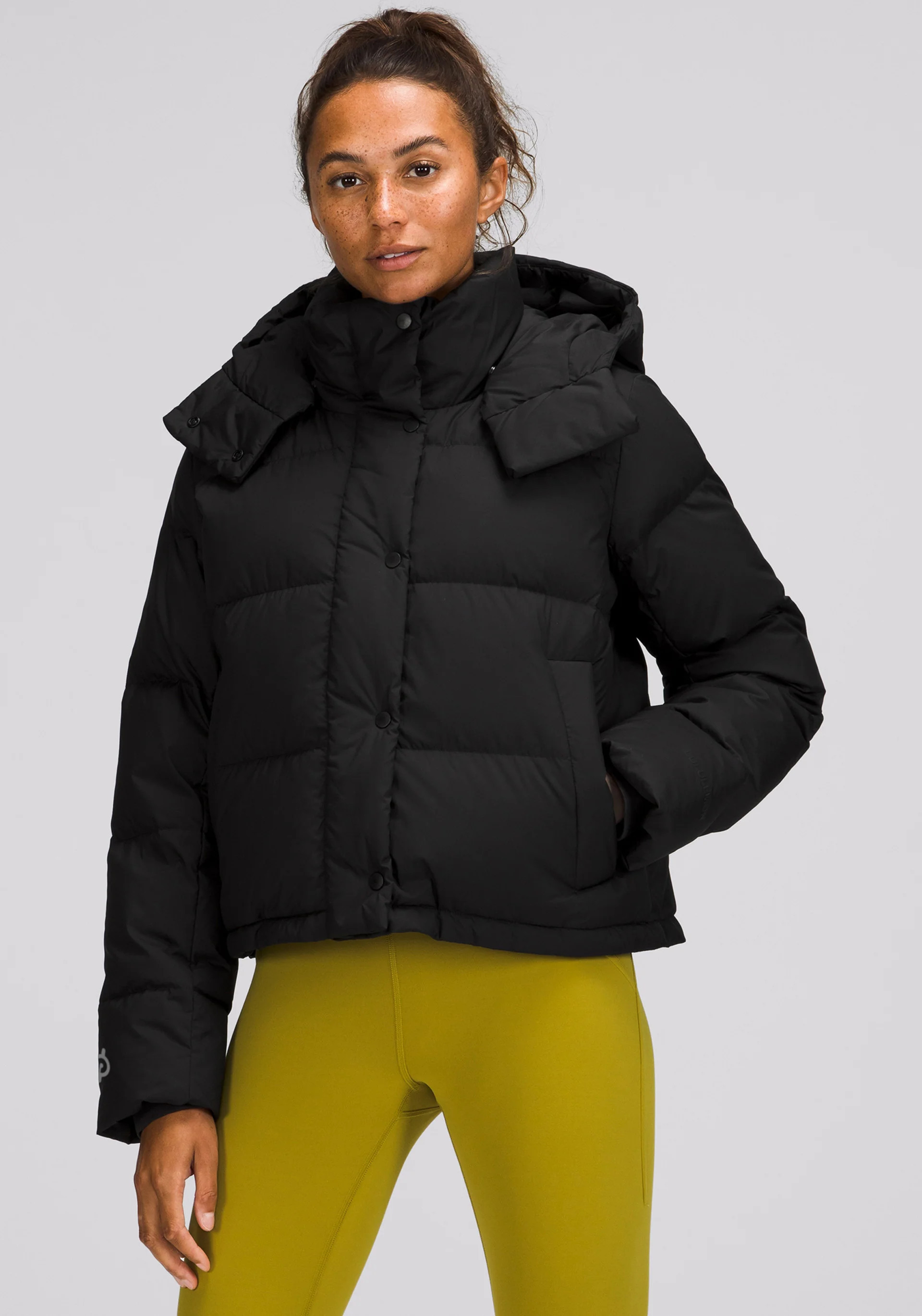Peloton X Lululemon Women's Wunder Puff Cropped Jacket in Black - Cycling Performance Apparel | Peloton Apparel