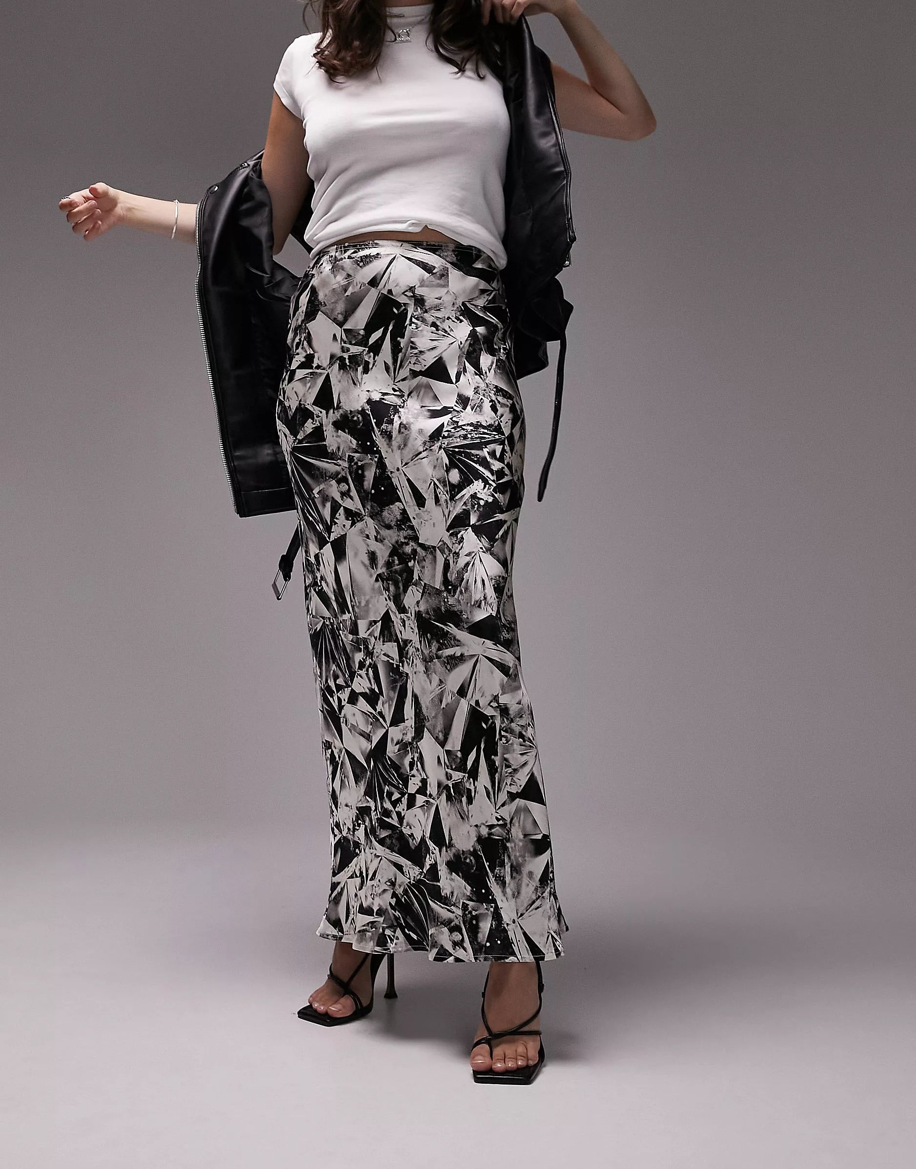 Topshop satin bias scrunched print maxi skirt in monochrome | ASOS (Global)