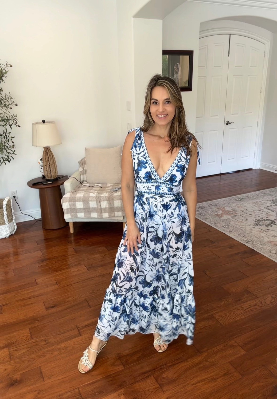 Would you believe this is actually a swimsuit and skirt set? 👙✨

This one-piece bathing suit with a matching cover-up skirt is giving serious resort-chic vibes—perfect for lounging by the pool or heading to lunch without missing a beat.
Comfortable, flattering, and just the right amount of bold 💃

💖 Save this for your next vacation inspo!
👉 Tap the link in bio to shop


#AmazonFinds #ResortStyle #BathingSuitGoals #CoverUpStyle #VacationLook #SwimwearStyle #MomStyleInspo #PoolsideChic #OOTD #AmazonSwim #BeachReady #OnePieceWonder