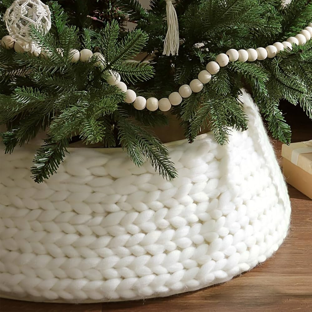 Chunky Knit Tree Collar: Cream White Heavy Chunky Yarn Knitted Thick Christmas Tree Collar, Rusti... | Amazon (US)