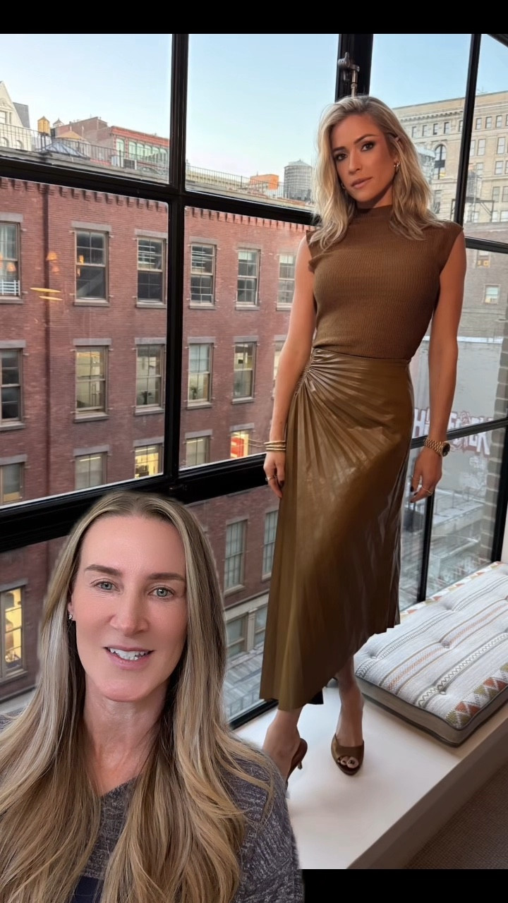 Kristin Cavallari just served fall fashion perfection on Good Morning America, proving that monochromatic brown tones are the new quiet luxury. 

I was asked to find her textured sleeveless mock-neck top and pleated leather midi skirt that are giving effortless sophistication with a modern twist. 

Neutral, chic, and totally wearable. #Kristincavallari #KristinCavallariStyle#Kristincavallaricloset#CelebrityStyle #Celebritystyleexpert

#LTKStyleTip