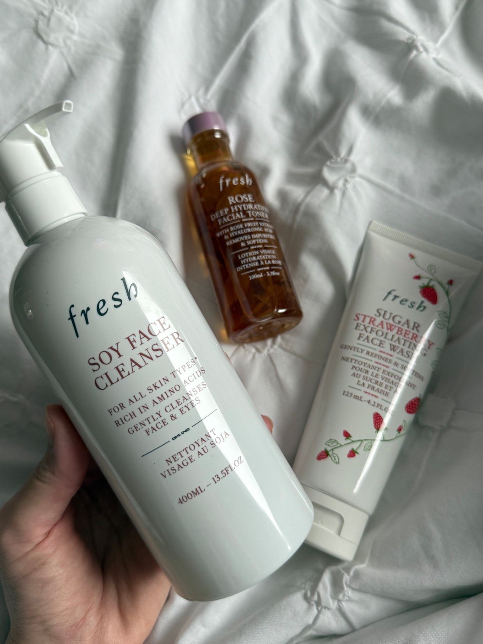 Best skincare for sensitive and dry skin! Skincare, cleanser, toner, face scrub 

#LTKbeauty #LTKeurope #LTKautumn