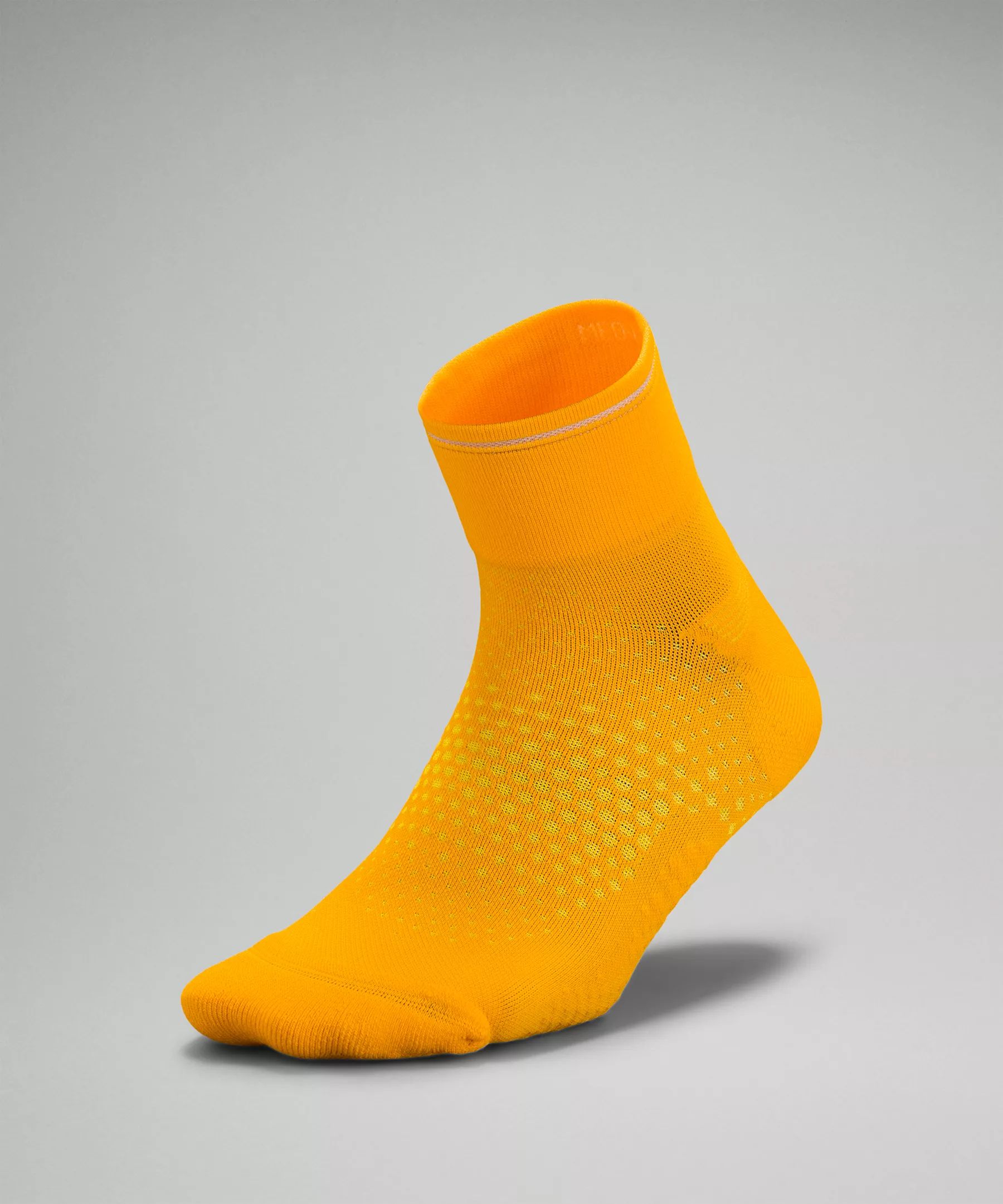 MacroPillow™ Ankle Run Sock Medium Cushioning | Lululemon (US)