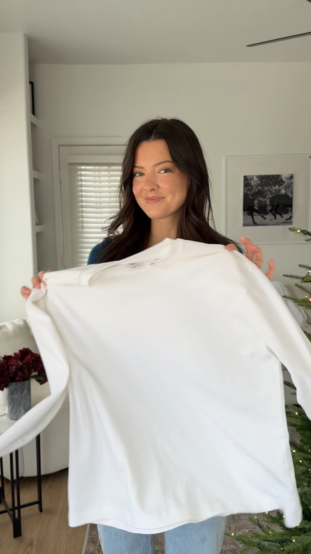 I’m 5’7” wearing a size small in the white long sleeve! I wear a small/25 at Aritzia and XS most other brands  



#LTKCyberWeek #LTKHoliday #LTKSeasonal