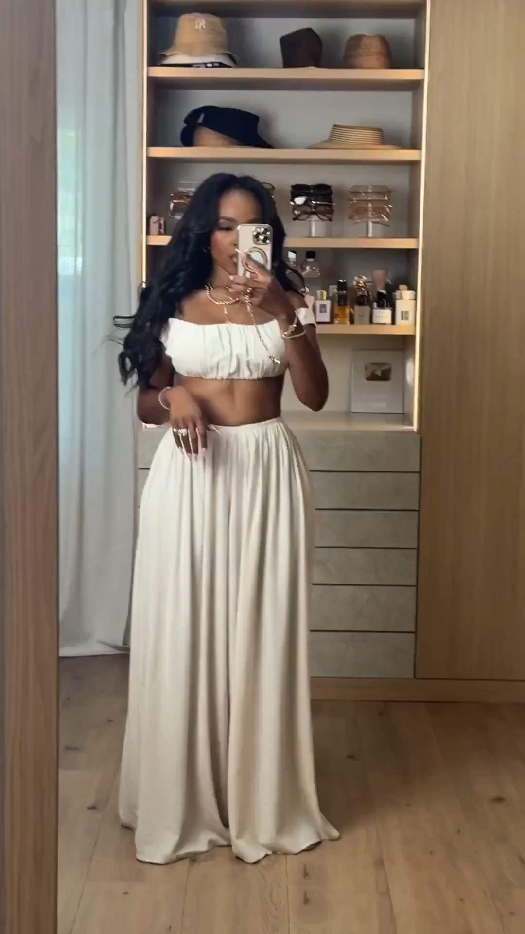 HIGH SELLOUT RISK. Scroll to shop! ✨ Everything from this look is linked below. 👇🏽    

Wearing: Size Small | 5’4” | 140 lbs

  📲   Download the FREE LTK app & follow me (@kirasfashionfinds) to shop all my daily finds.

#LTKootd #LTKPetite #LTKU