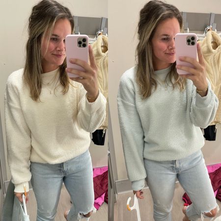 The coziest new pullovers from #target would be cute over leggings too. So comfy and warm. Comment below for links, check my stories or dm me    ✨ 
.
#targetstyle #targetfashion #targetfinds #casualstyle #casualoutfit #casualfashion #momstyle 

#LTKstyletip #LTKsalealert #LTKunder50