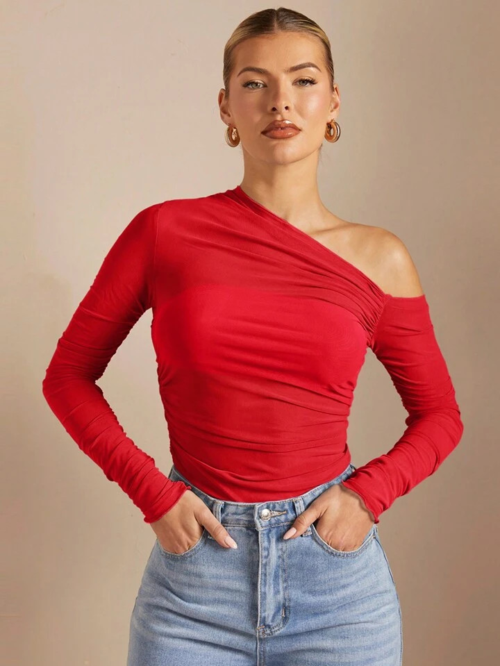 SHEIN X Mirella Santos SHEIN BAE Off Shoulder Pucker Up See Through Fitted T-Shirt | SHEIN