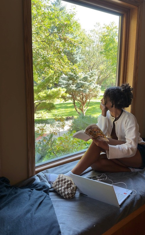 here are some cozy reading related items i recommend for my fellow bookworms lol 📖🕯 

 #LTKSeasonal #LTKHome