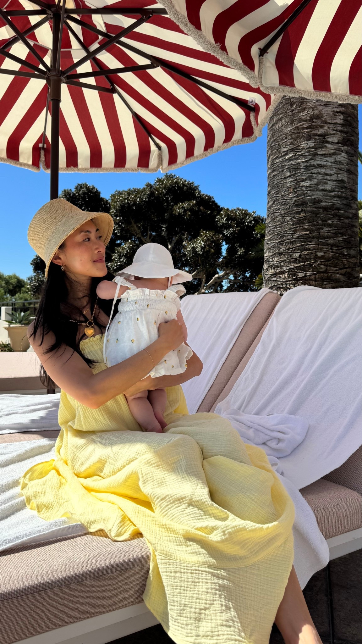 yellow all summer 💛💛 wearing dress in XS