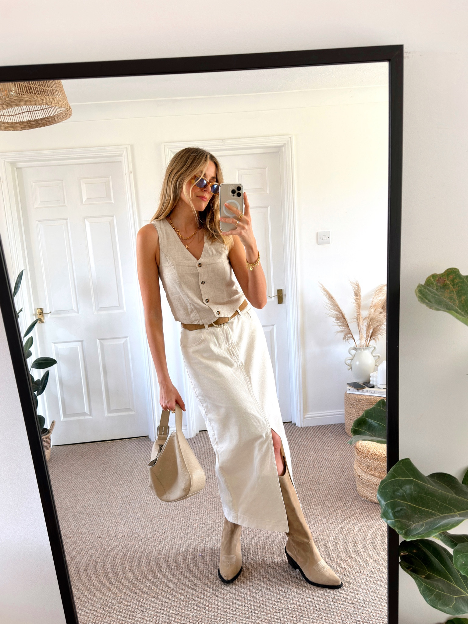 Waistcoat
Denim midi skirt
Denim maxi skirt 
Western boots
Suede cowboy boots 

#LTKSeasonal #LTKeurope #LTKstyletip