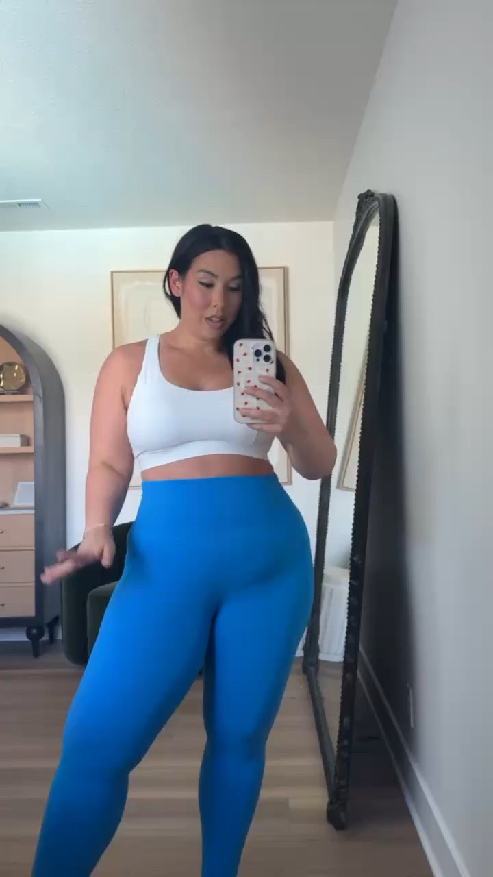 Midsize Amazon workout set! Size XL
-
-
-
Workout outfit, Amazon activewear, matching active set, workout leggings

#LTKMidsize #LTKfitnessgoals #LTKmomlife