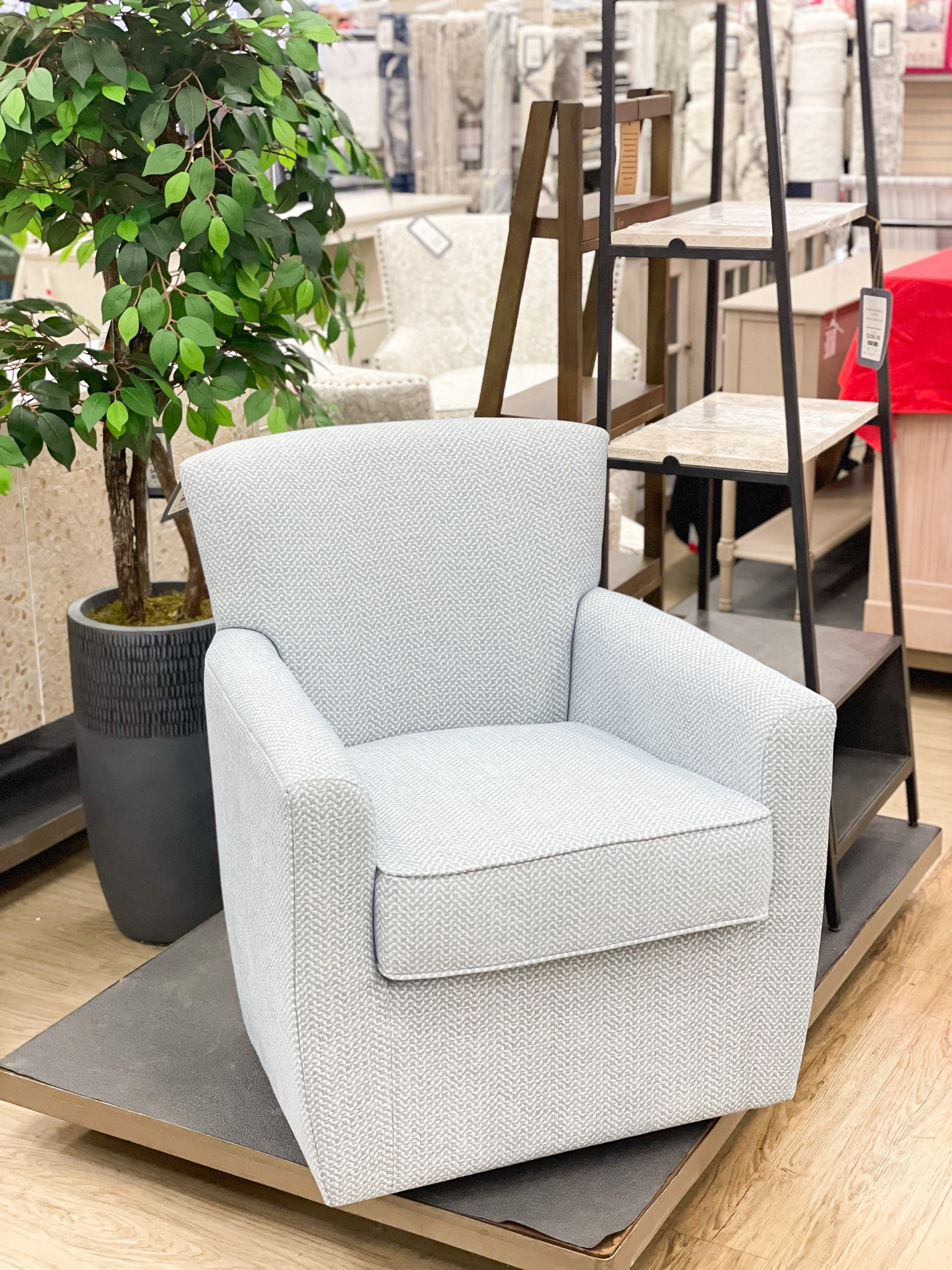 Swivel glider accent chair outlet homegoods