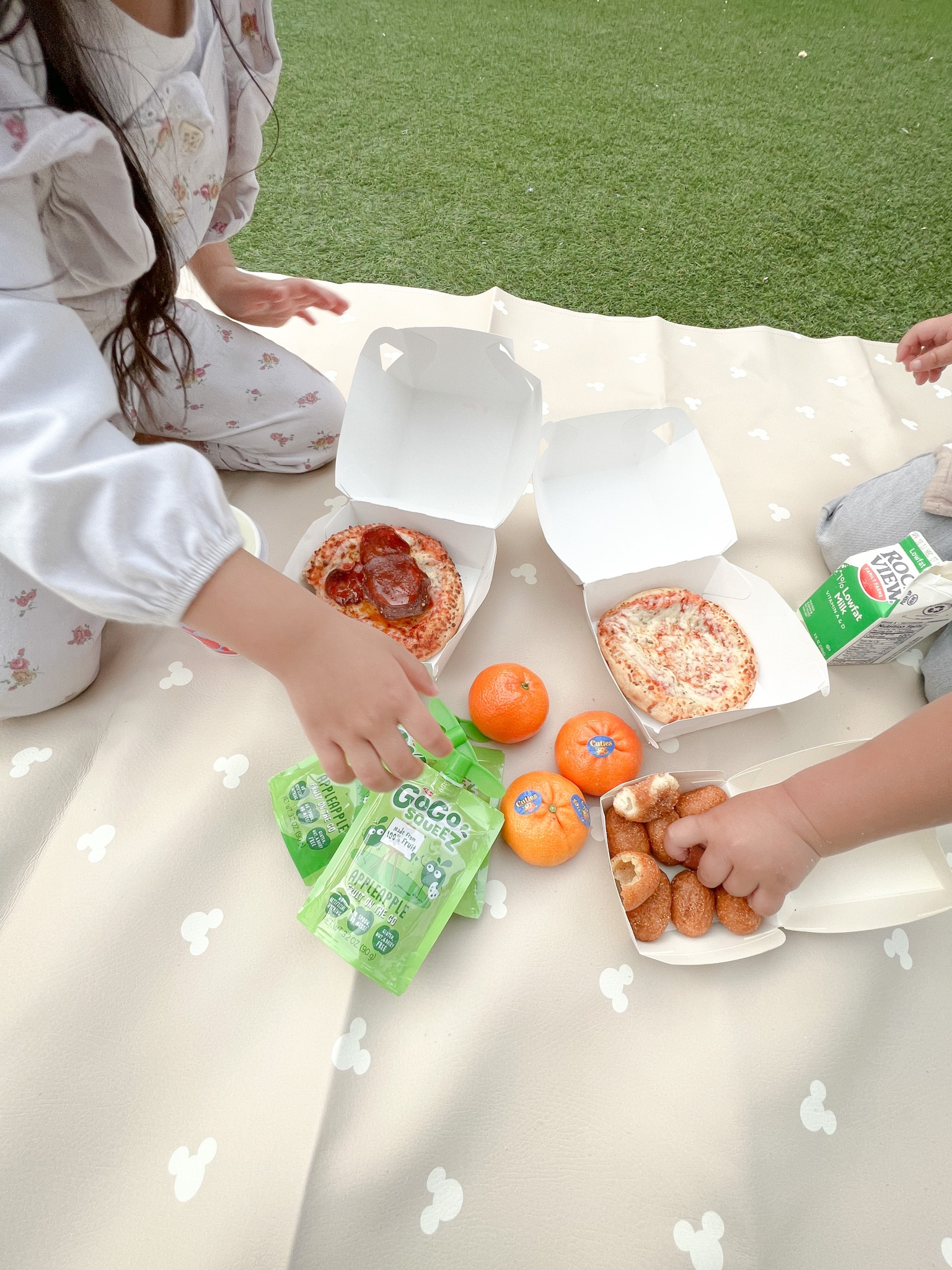The perfect little picnic mat! 


#disney #disneykids #disneybabies 

#LTKfamily #LTKbaby #LTKkids