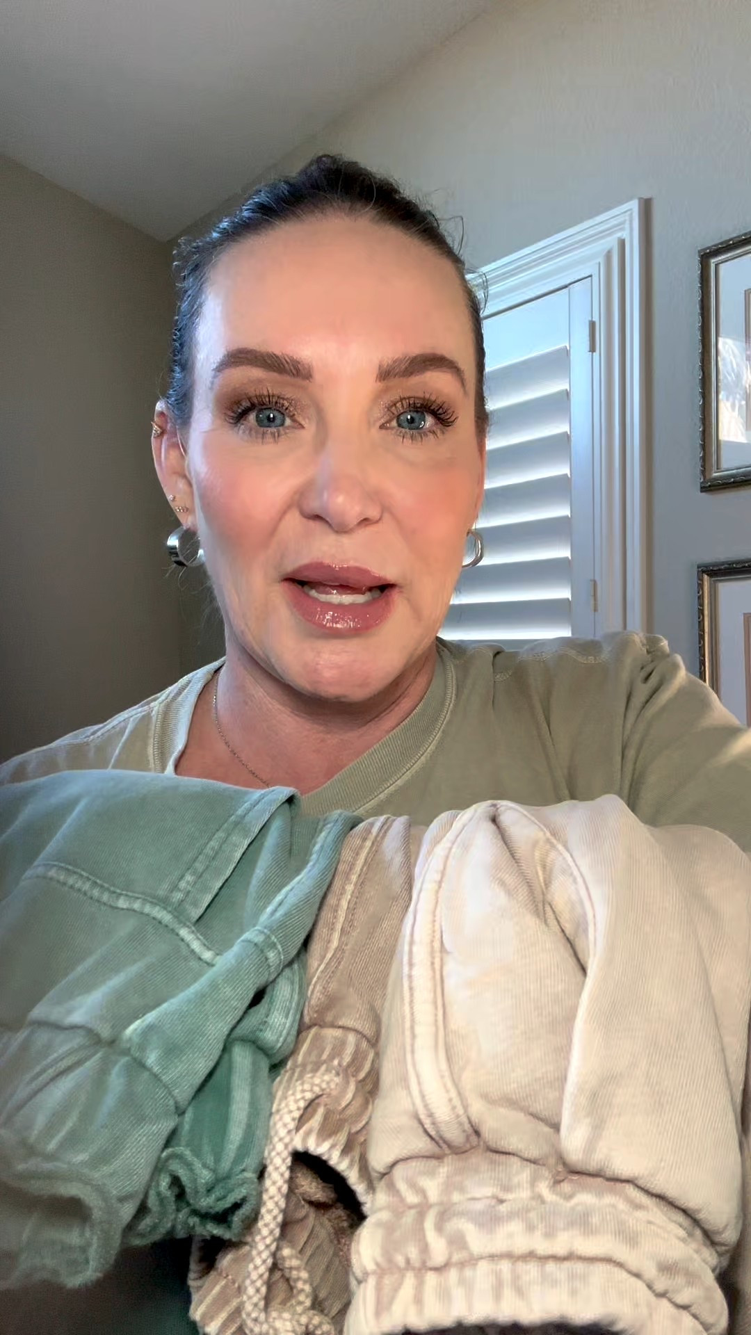 The list comfy wide leg pant 3 ways

#LTKOver40 #LTKootd #LTKmomlife